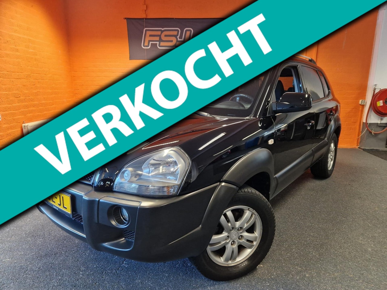 Hyundai Tucson - 2.0 / DYNAMIC / CRUISE / AIRCO / TOPSTAAT!! - AutoWereld.nl