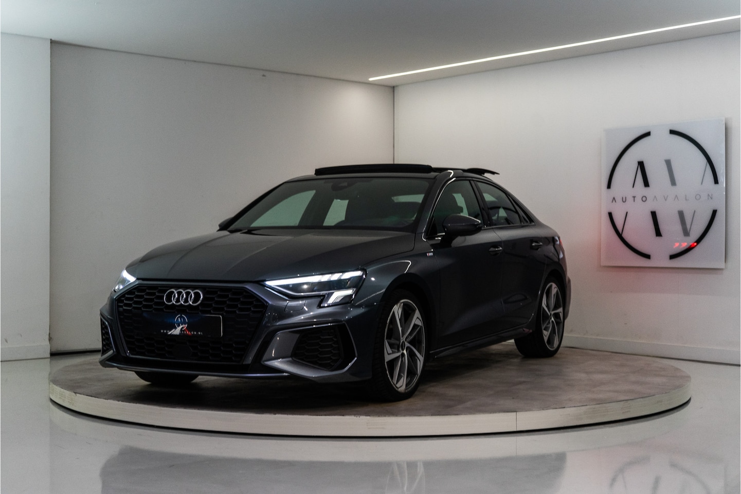 Audi A3 Limousine - 35 TFSI S Edition 150PK | Pano | B&O | Sfeer | HUD | VOL! 12 MND Garantie - AutoWereld.nl