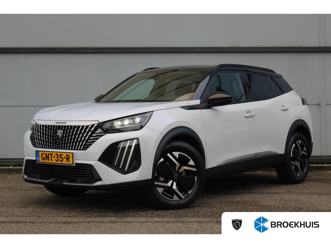 Peugeot 2008 - 1.2 Hybrid 136 GT | Adap. Cruise C. | Camera | Keyless | Full LED | 17" LMV | Navi | Priva - AutoWereld.nl