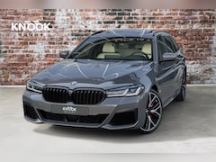 BMW 5-serie Touring - 530i xDrive High Executive M Sport Pakket Automaat / Live Cockpit Professional / Panoramad