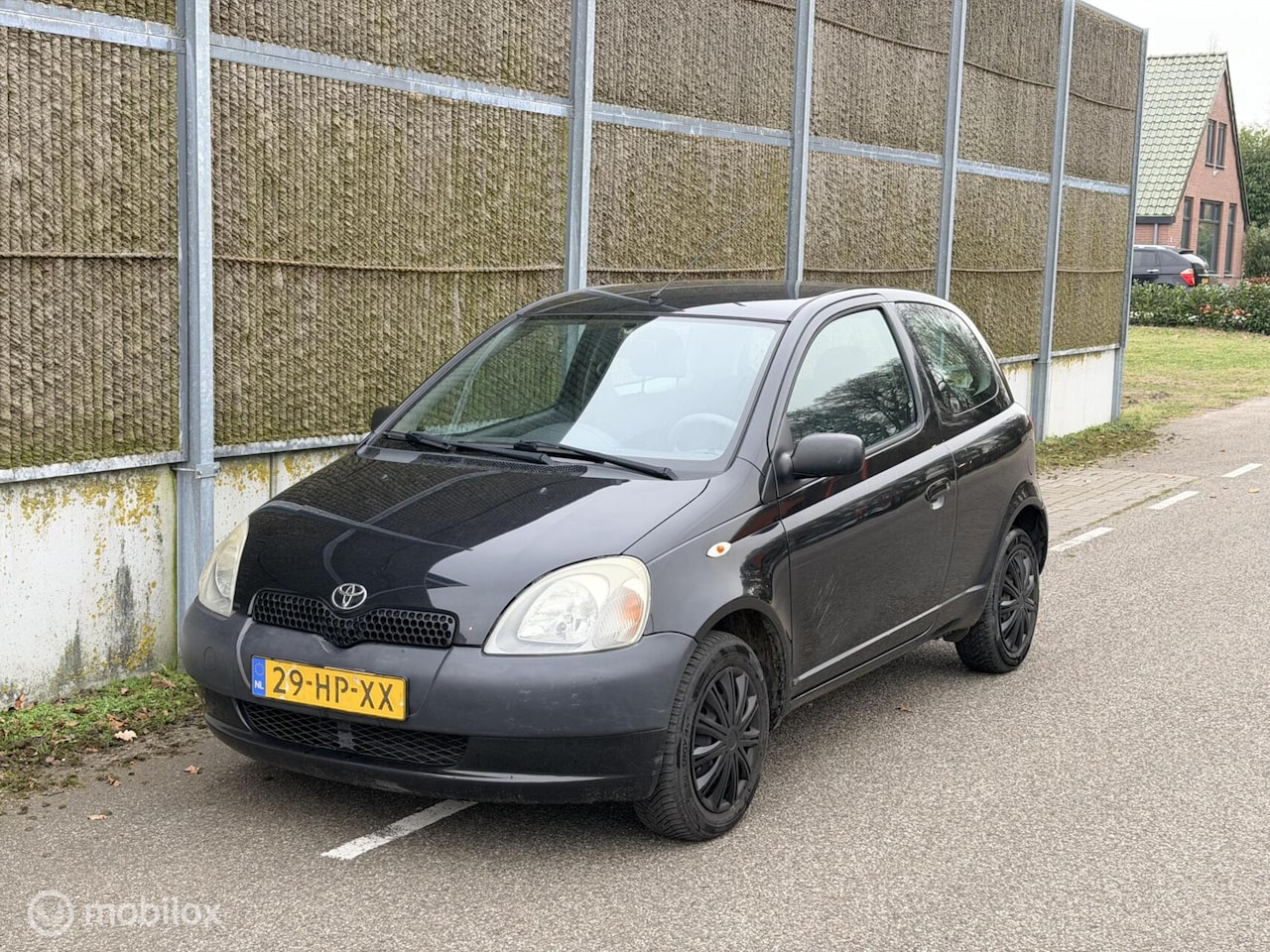 Toyota Yaris - 1.0-16V VVT-NAP/APK /LAGEKM - AutoWereld.nl