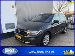 Volkswagen Tiguan - 1.5 TSI Life Business / AUTOMAAT / 1E EIGENAAR / VIRTUAL DISPLAY / TREKHAAK / NL-AUTO / NA