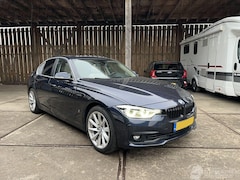 BMW 3-serie - 330e High Executive Pano
