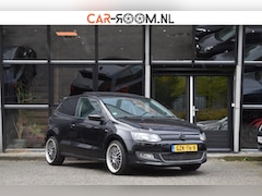 Volkswagen Polo - 1.2 TSI R-Line Edition Pano Cruise Carplay