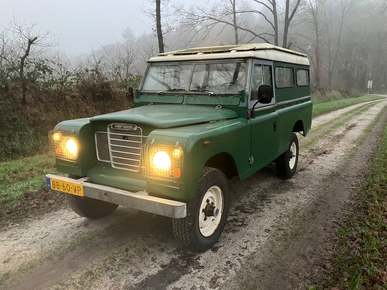 LAND ROVER 109//PICK UP