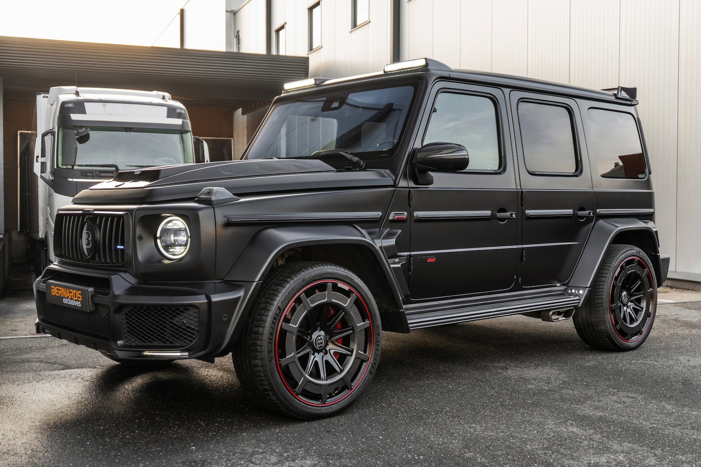 Mercedes-Benz G-klasse - G63 AMG BRABUS G800 - Widestar Package - Akrapovic - Matte paint - AutoWereld.nl