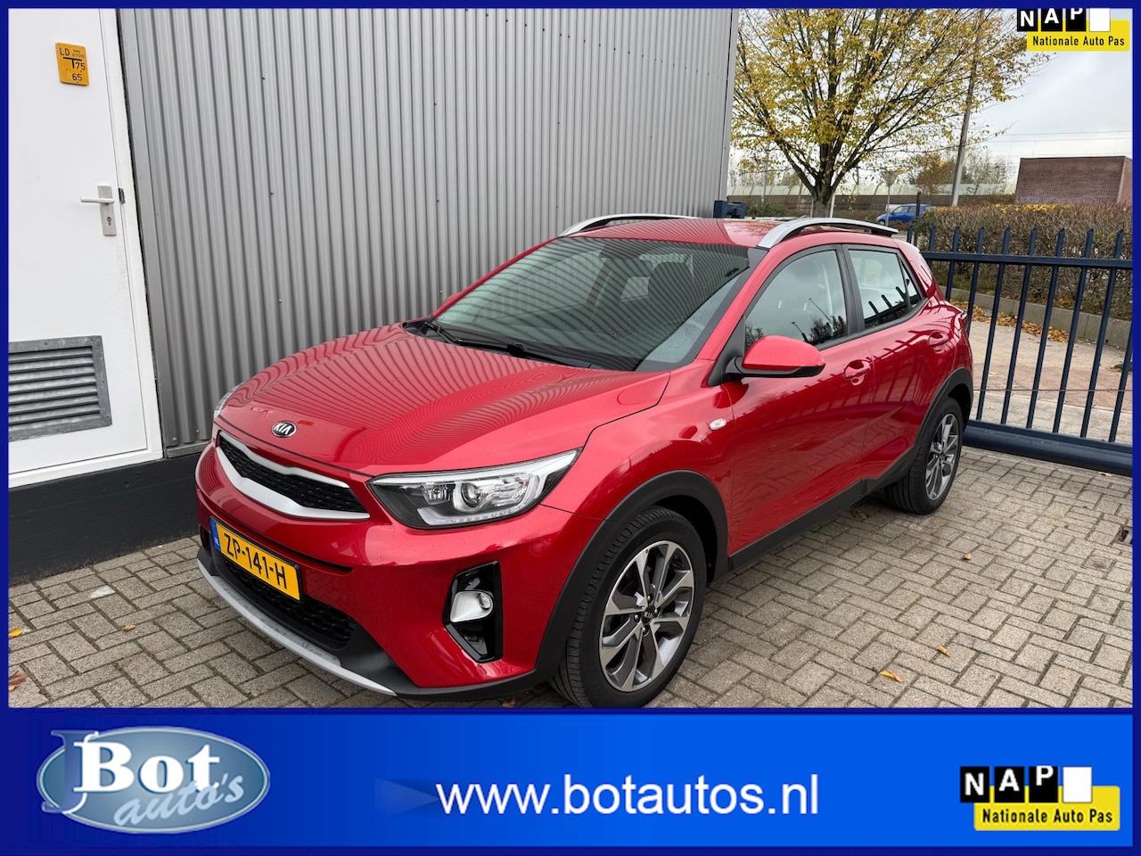 Kia Stonic - 1.0 T-GDi DynamicLine / NAVIGATIE / AIRCO / CAMERA / CRUISE / HOGE INSTAP/ PARKEERSENSOREN - AutoWereld.nl