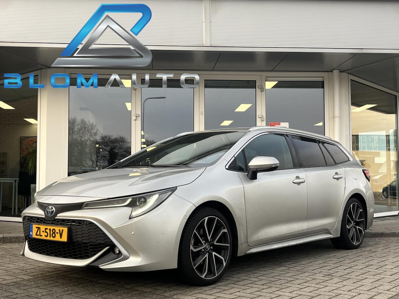 Toyota Corolla Touring Sports - 2.0 Hybrid 184PK JBL+ACC+TREKH - AutoWereld.nl