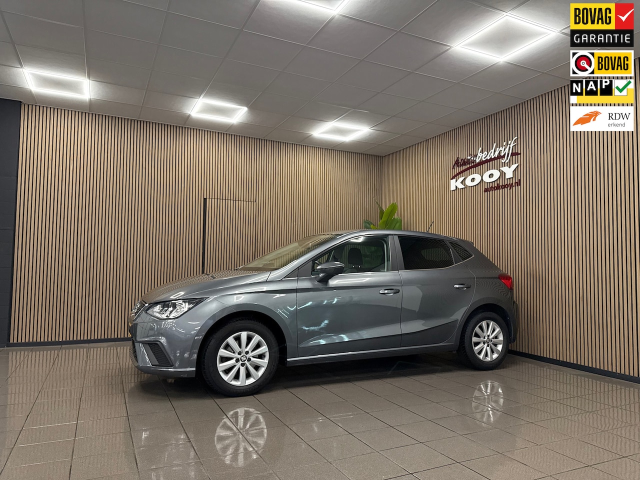 SEAT Ibiza - 1.0 TSI Style Business Intense * Automaat / Navigatie / Cruise control / NL Auto * - AutoWereld.nl