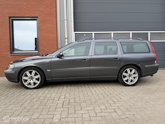 Volvo V70 - 2.3 T-5 Automaat Comfort - blijvend youngtimer