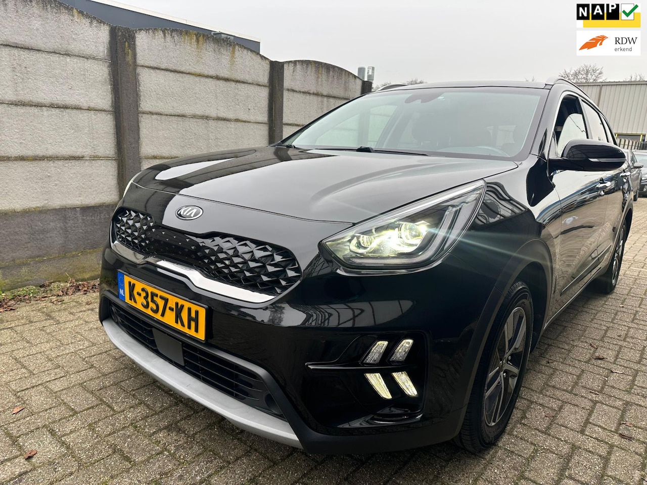Kia Niro - 1.6 GDi Hybrid ExecutiveLine SCHUIFDAK/ CAMERA/ STOELVERWARMING! - AutoWereld.nl