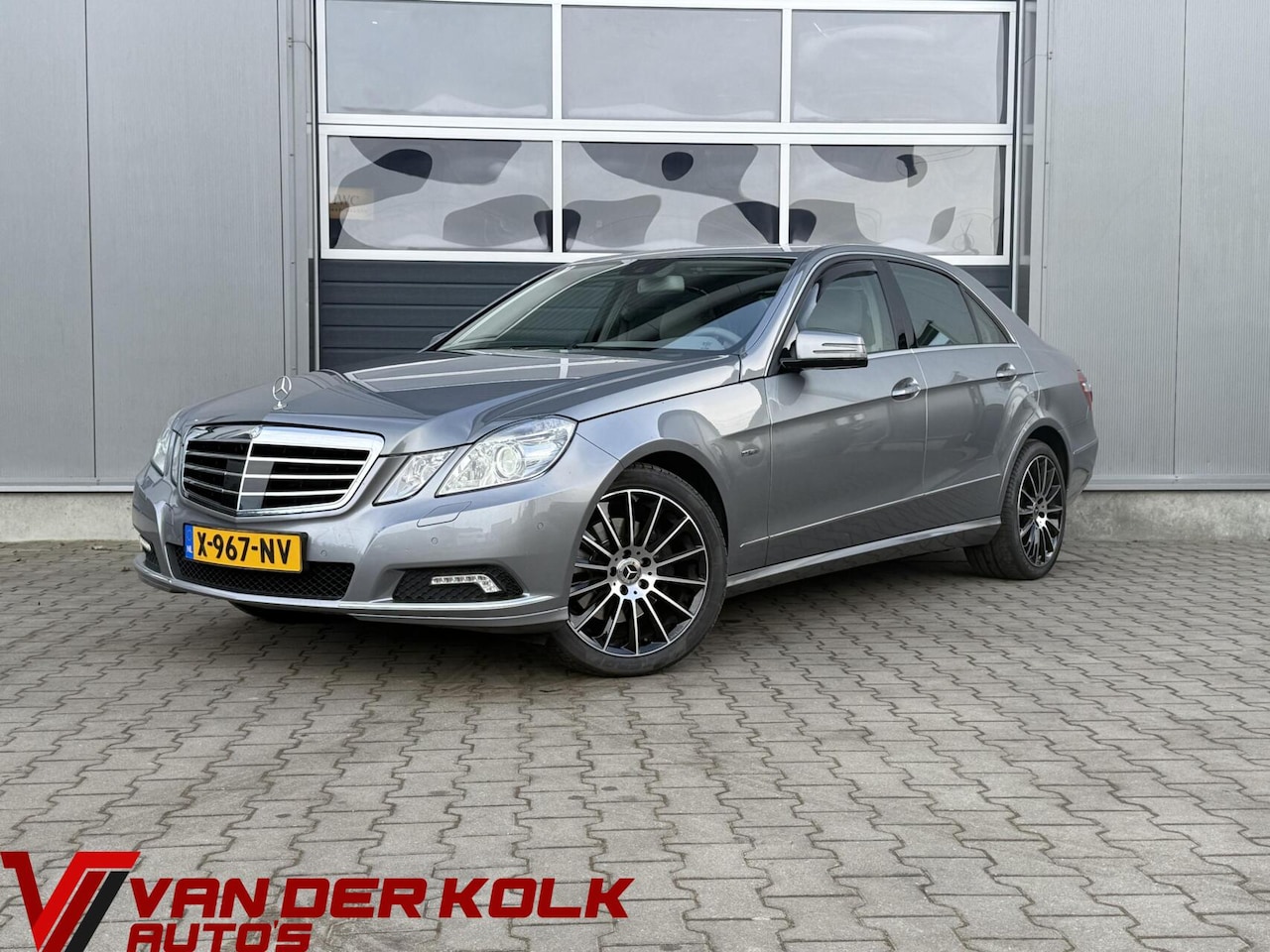 Mercedes-Benz E-klasse - 350 CGI Elegance | Side Assist | Leder+Memory | Xenon | Adaptive Cruise | Camera | Navigat - AutoWereld.nl
