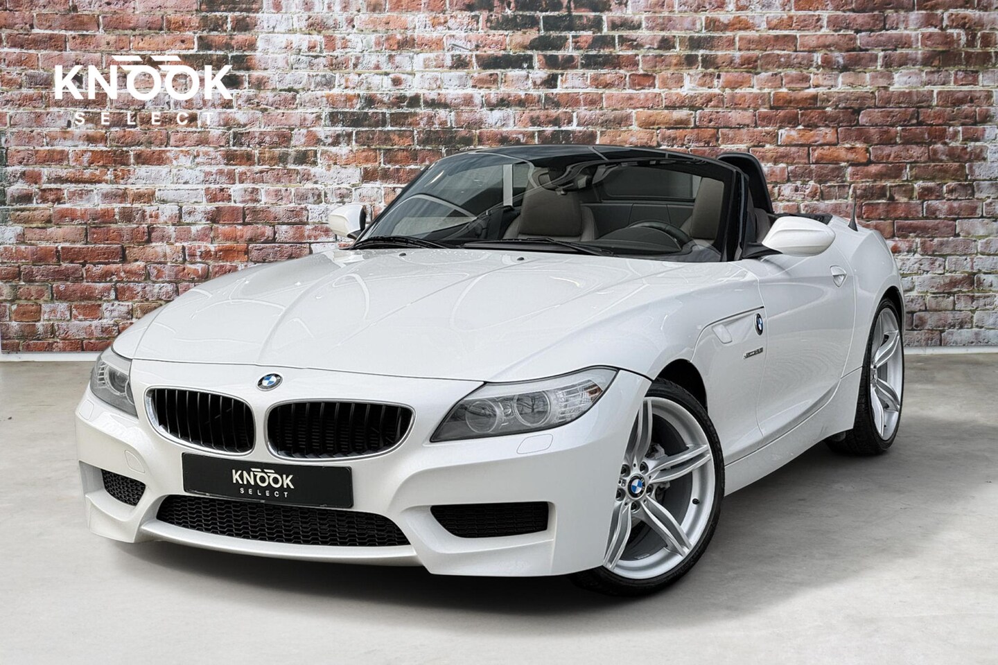 BMW Z4 Roadster - sDrive20i High Executive M Sport / Stuurwielverwarming / 19 Inch / Design Pure Balance / M - AutoWereld.nl