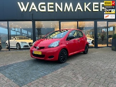 Toyota Aygo - 1.0-12V Access Simpel en zuinige wagen