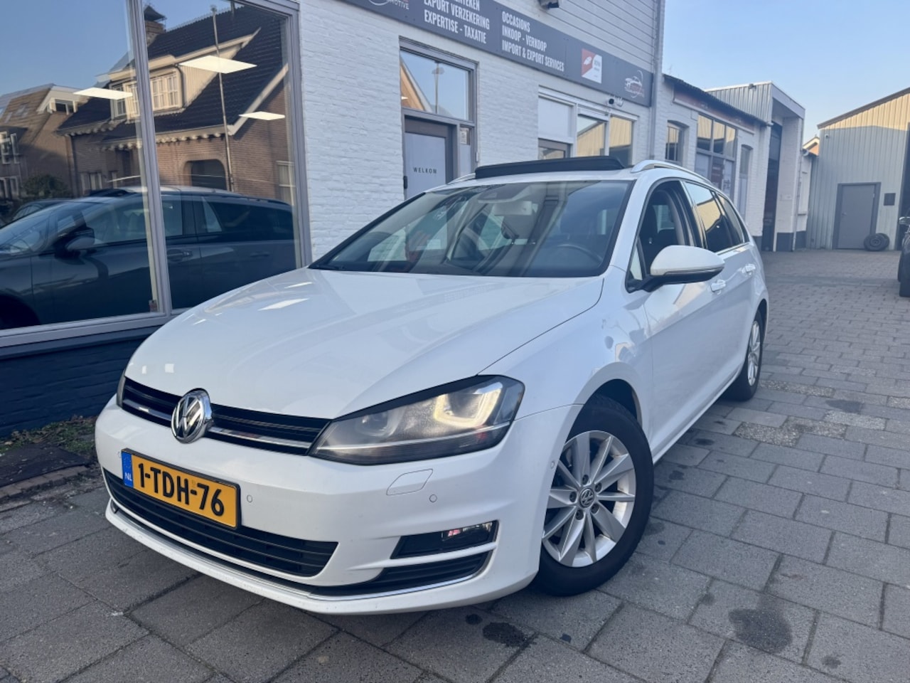 Volkswagen Golf Variant - 1.6 TDI Highline*PANO* - AutoWereld.nl