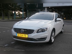 Volvo V60 - 2.4 D6 Twin Engine R-Design