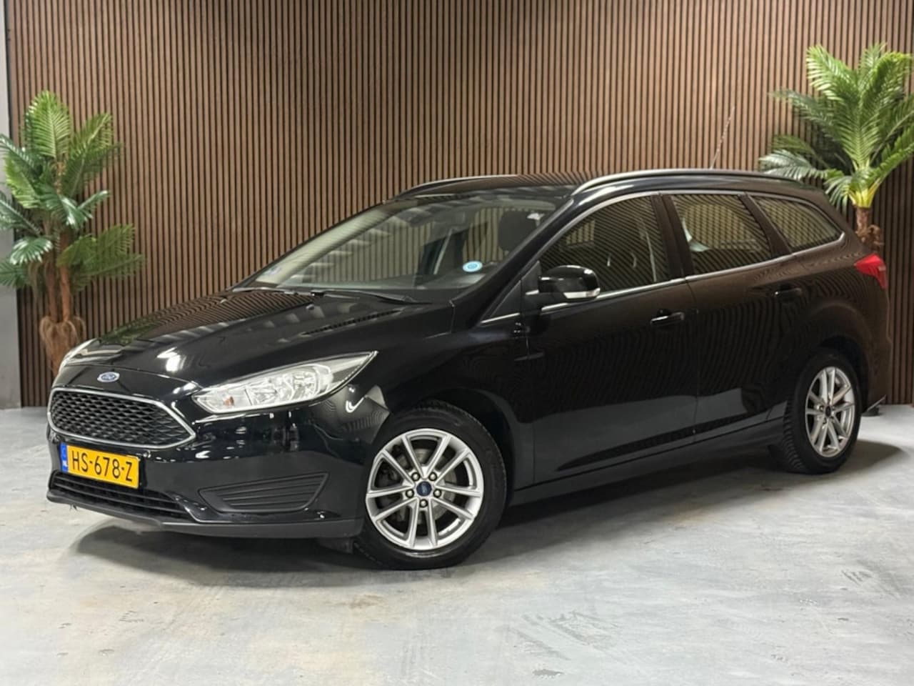 Ford Focus Wagon - 1.0 Trend Edition GARANTIE, D.Riem Nieuw - AutoWereld.nl