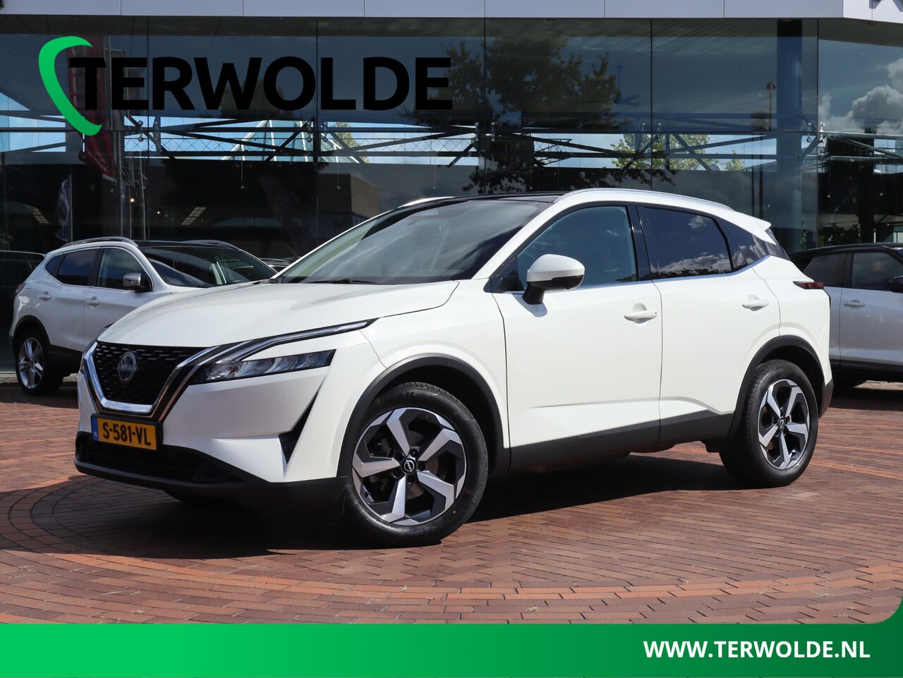 Nissan Qashqai - 1.3 MHEV N-Connecta | Navigatie | Camera | Panoramadak | - AutoWereld.nl