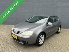 Volkswagen Golf - 1.4 Trendline