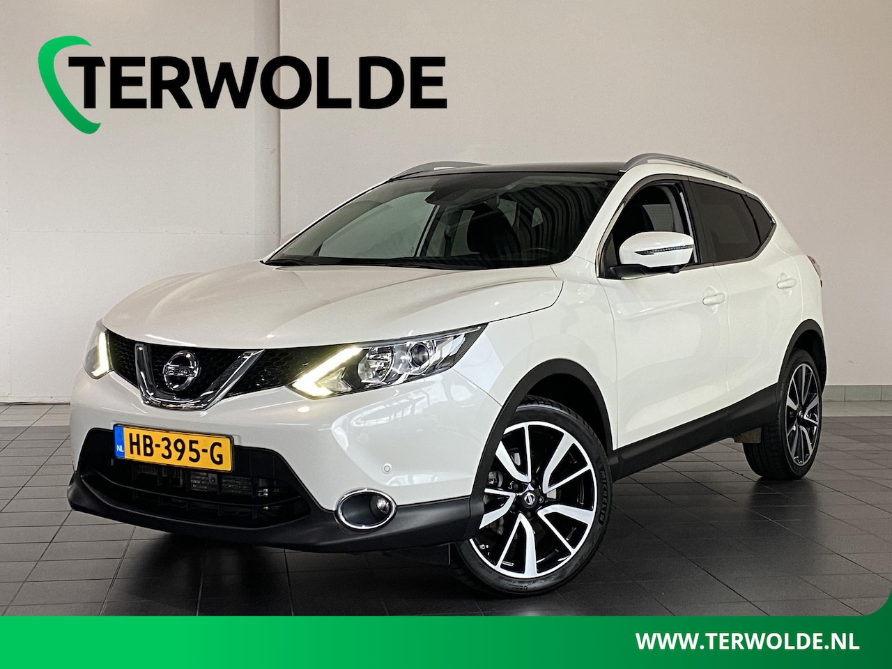 Nissan Qashqai - 1.2 Connect Edition | AUTOMAAT | Panoramadak | Trekhaak | - AutoWereld.nl