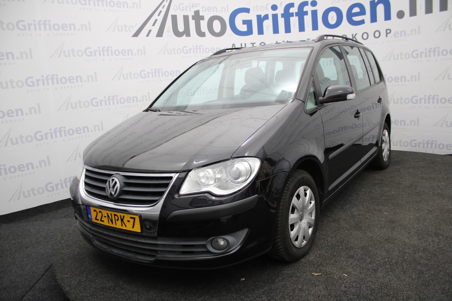 Volkswagen Touran - 2.0 TDI Highline Business keurige 7-zitter automaat - AutoWereld.nl