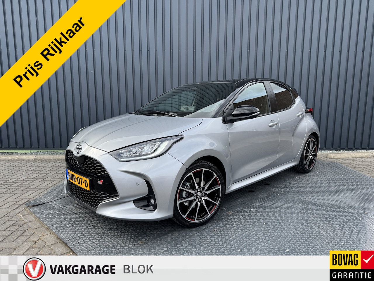 Toyota Yaris - 1.5 Hybrid 130 GR Sport / Bi tone | 7.200 km | 1ste particuliere eigenaar | Rijklaar!! - AutoWereld.nl