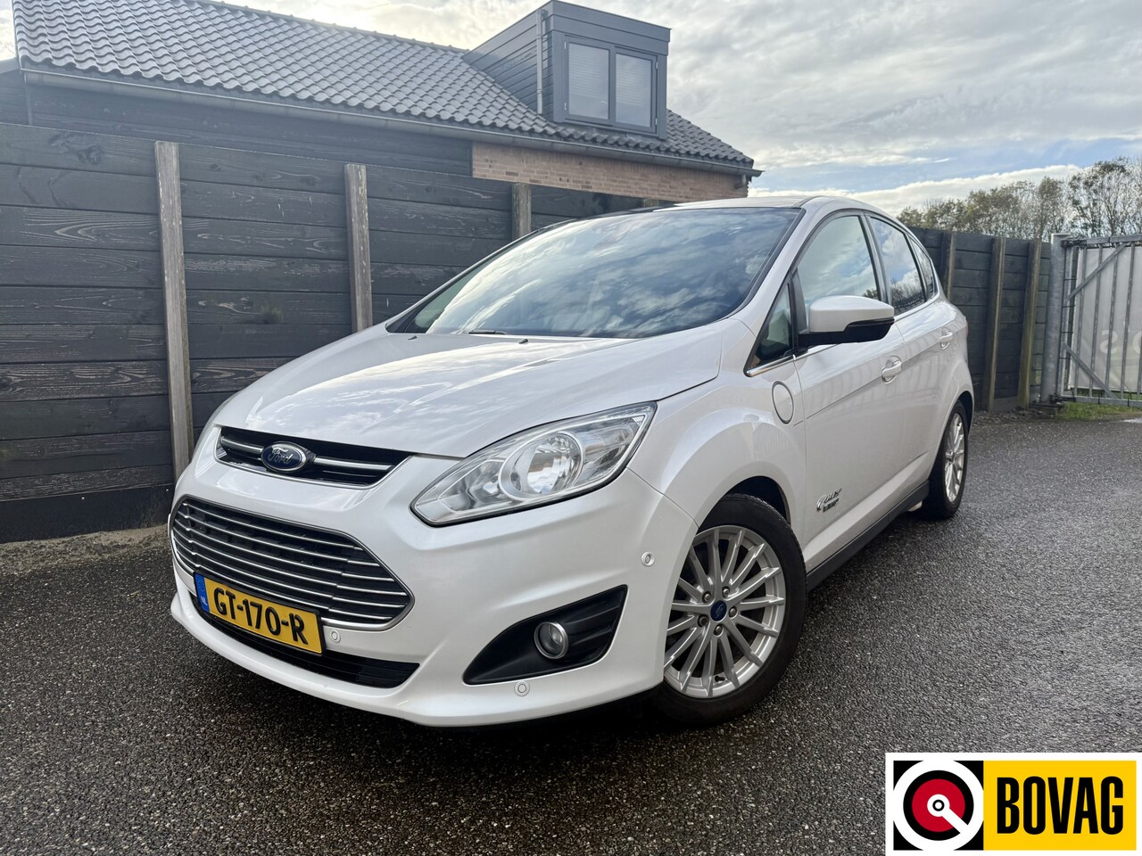 Ford C-Max - 2.0 Plug-in Hybrid Titanium Plus dealer onderhouden - AutoWereld.nl