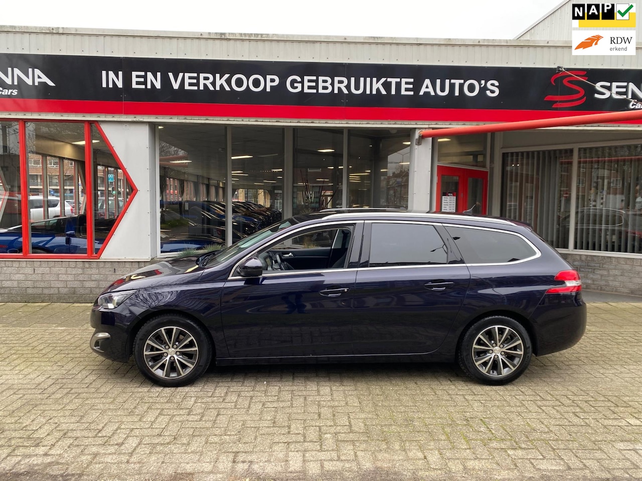Peugeot 308 SW - 1.2 PureTech Premium - Automaat - 2017 - Navi - AutoWereld.nl