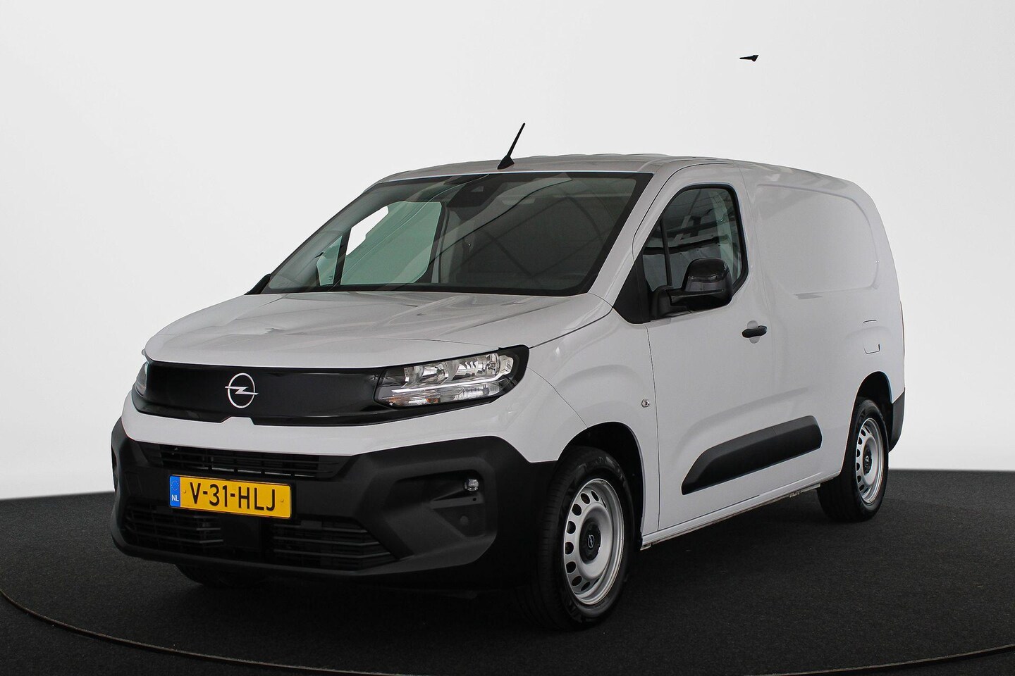 Opel Combo - 1.5 BlueHDi 100 S&S L2 Winter Pakket Achteruitrijcamera Apple CarPlay - AutoWereld.nl