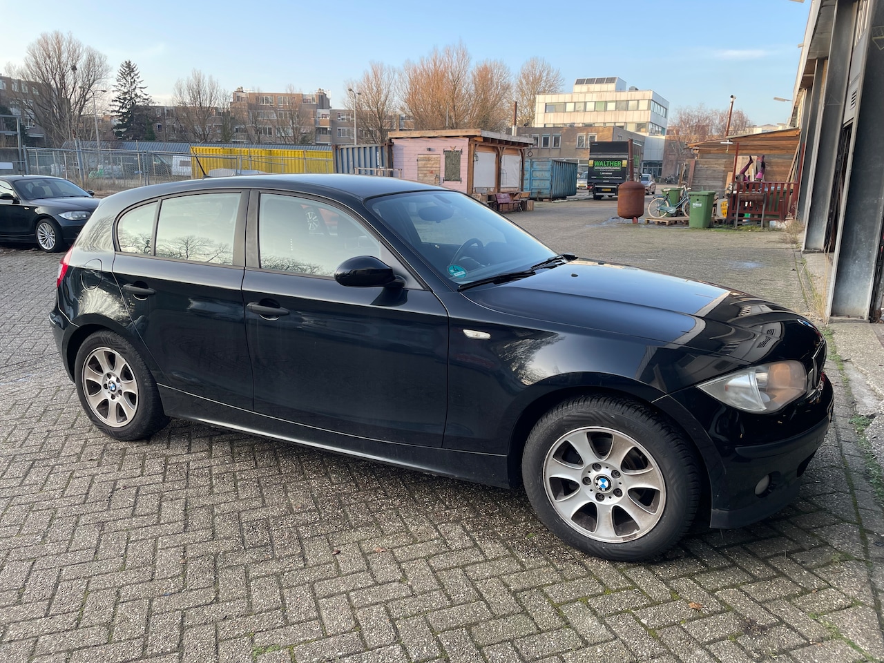 BMW 1-serie - 116i Business Line 5-deurs - AutoWereld.nl