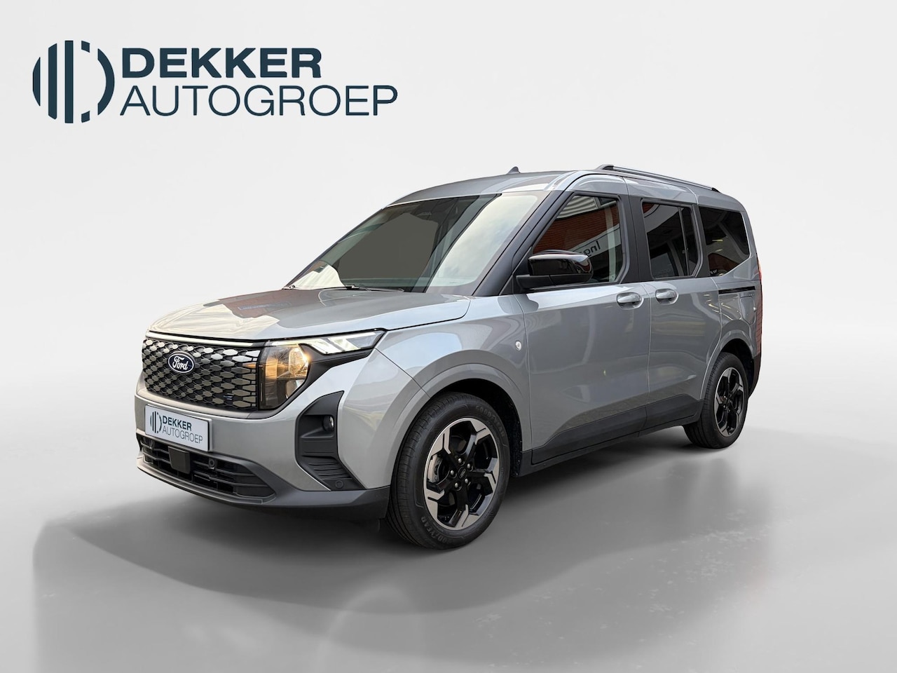 Ford Tourneo Courier - Titanium 100% Elektrisch 43kWh 136 pk Apple Carplay/Android Auto - Winterpack - trekhaak - AutoWereld.nl