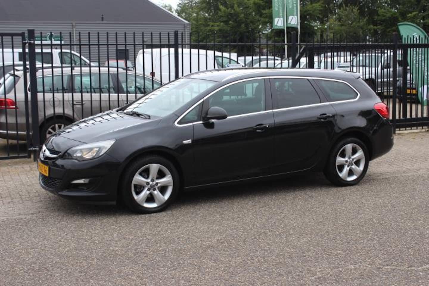 Opel Astra Sports Tourer - 1.4 Turbo Berlin 1.4 Turbo Berlin, Airco! - AutoWereld.nl