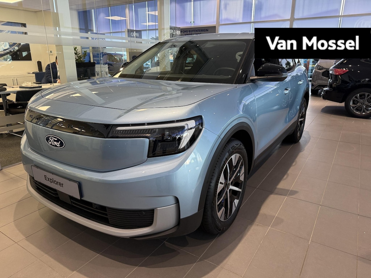 Ford Explorer - Standard Range RWD 52 kWh Nu rijkllaar € 36.550,=! - AutoWereld.nl