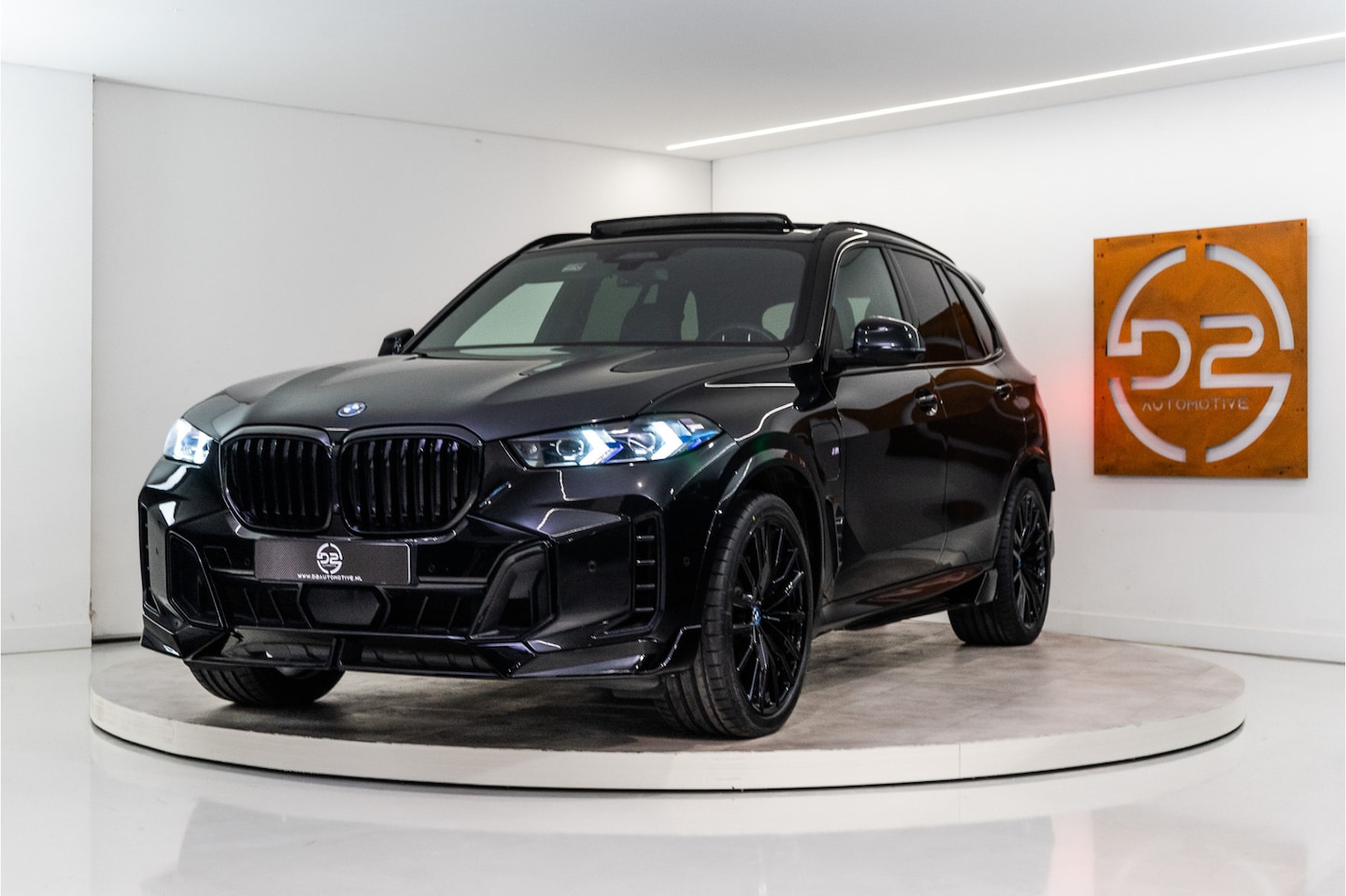 BMW X5 - xDrive50e M-Sport 489PK | Bodykit | SkyLounge | Harman/Kardon | Individual | Drive Pro | V - AutoWereld.nl