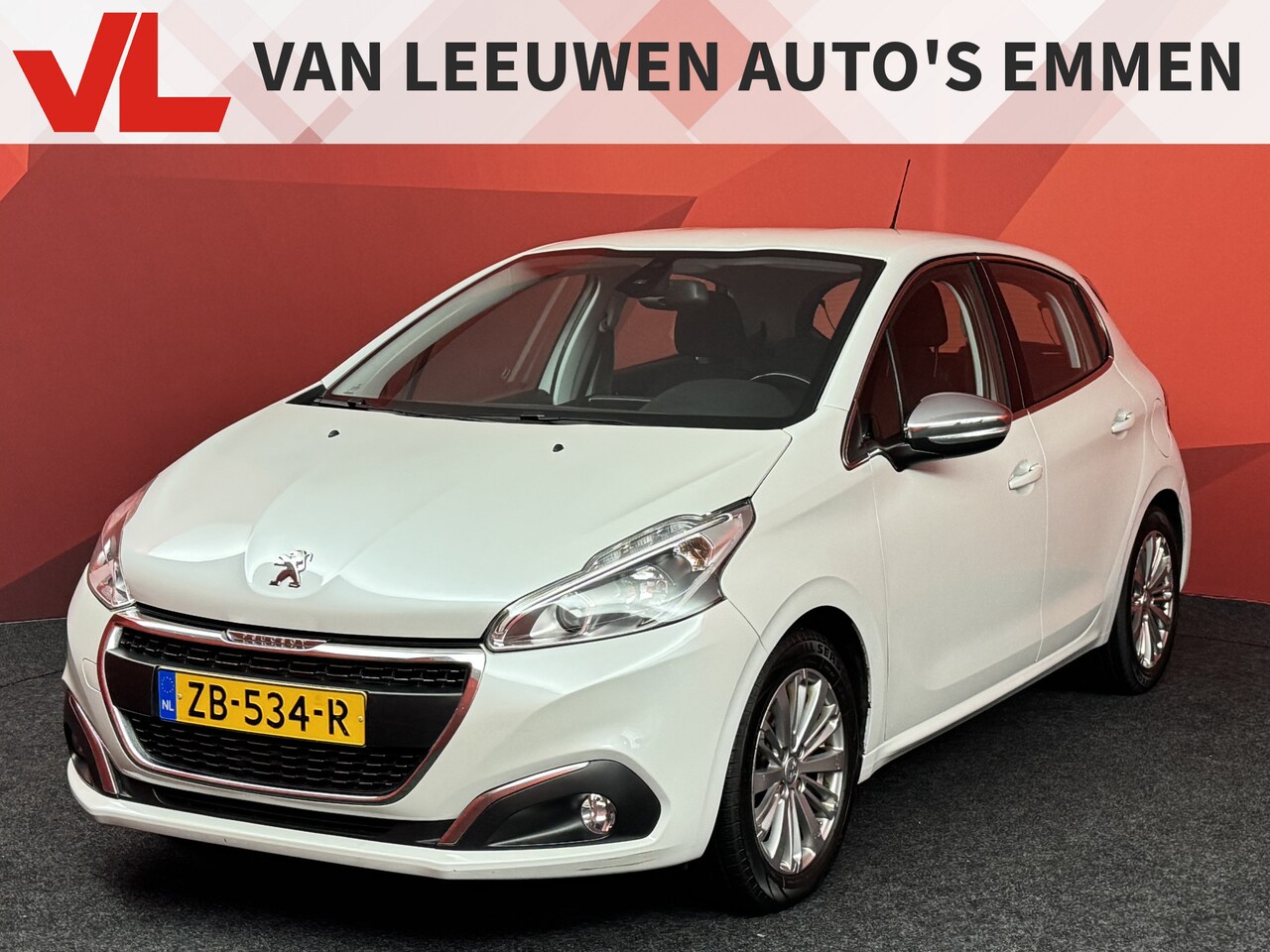 Peugeot 208 - 1.2 PureTech Allure | Navigatie | Climate Control | PDC | APK 29-04-2027 | - AutoWereld.nl