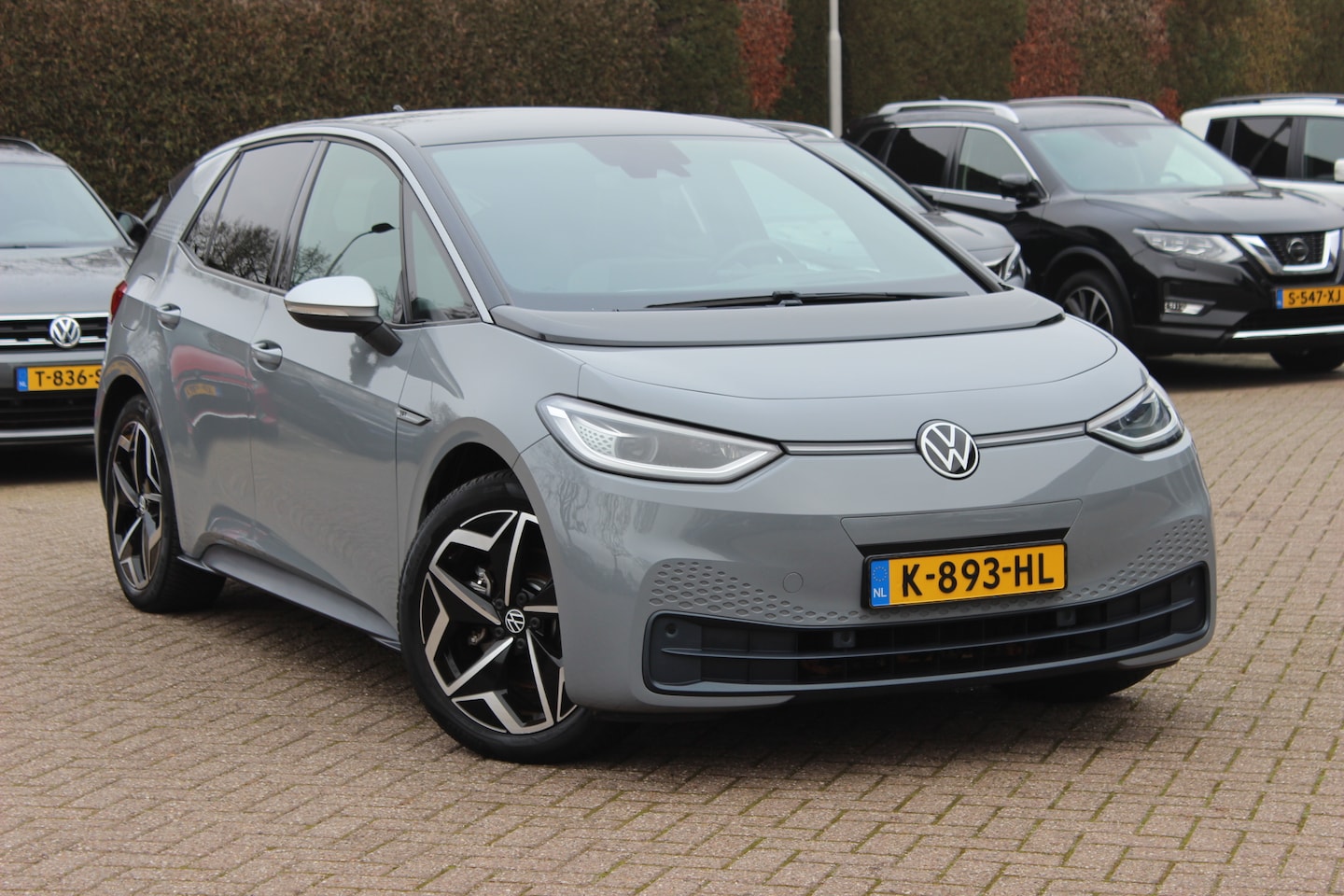Volkswagen ID.3 - First Max 58 kWh 60.871 km! / Full option! / Trekhaak / Panoramadak / Camera / Head-up / K - AutoWereld.nl
