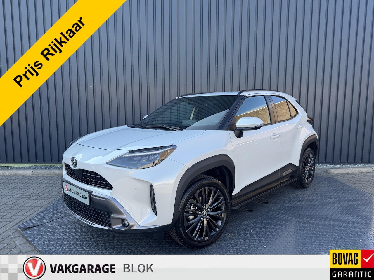 Toyota Yaris Cross - 1.5 Hybrid Adventure | Elektrische achterklep | Afnm. Trekhaak | JBL | BSM | Head-up | Rij - AutoWereld.nl