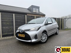 Toyota Yaris - 1.5 Hybrid Aspiration dealer onderhouden
