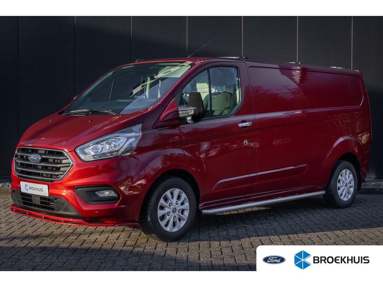 Ford Transit Custom - 340 2.0 TDCI L2H1 Limited 170pk Automaat | Dealer o.h. | Adaptieve cruise | Bijrijdersbank - AutoWereld.nl