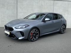 BMW 1-serie - 120 M Sport Design Edition | Iconic Glow | Head-Up Display | Driving Assistant | M Sportpa