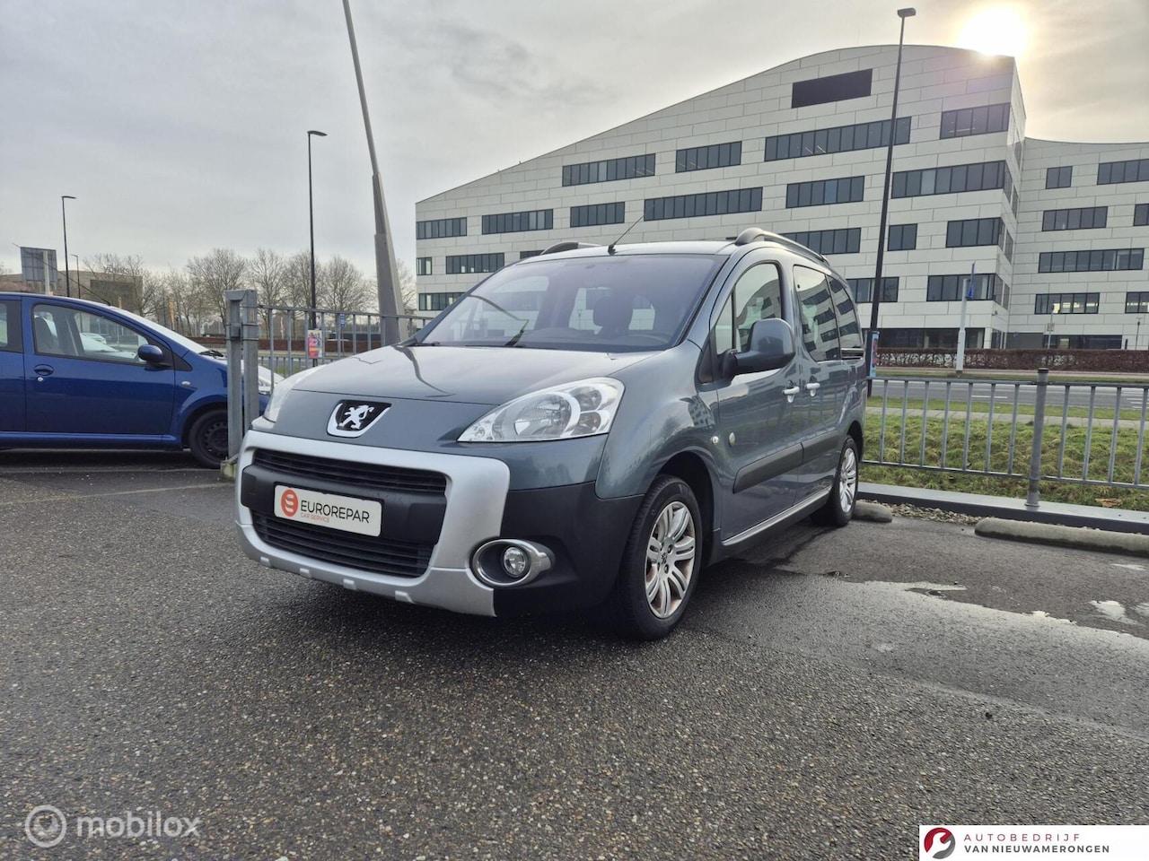 Peugeot Partner Tepee - 1.6 Outdoor Rolstoelvervoer - AutoWereld.nl