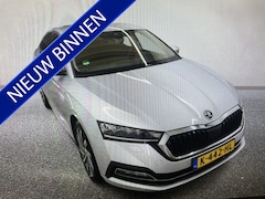 Skoda Octavia - 1.0 e-TSI Business Edition Plus/LED/NAVI/18INCH