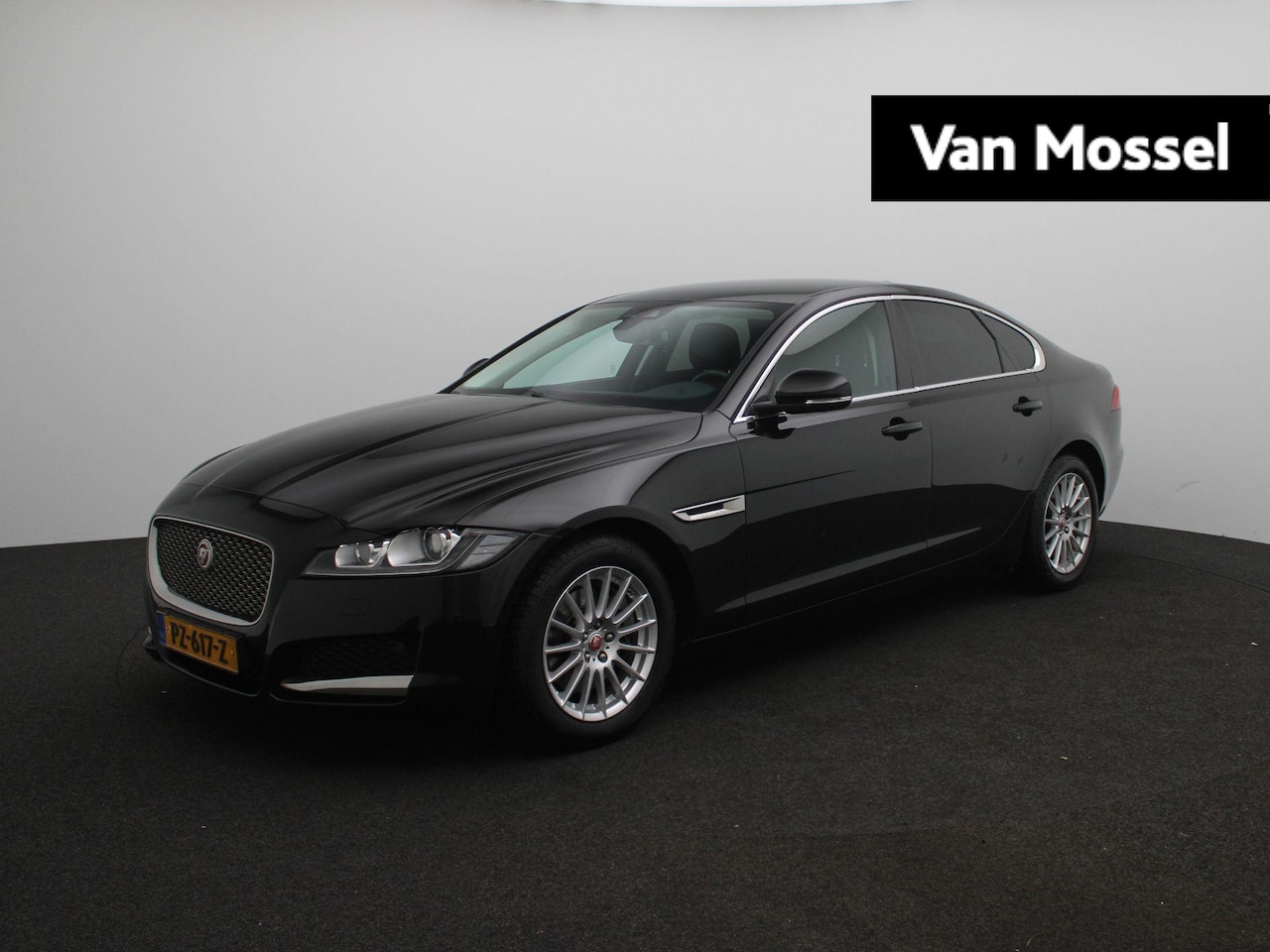 Jaguar XF Portfolio - 2.0 | NL Auto | Leder | Navigatie | Camera | Led Verlichting | Elektrisch Verstelbare Stoe - AutoWereld.nl