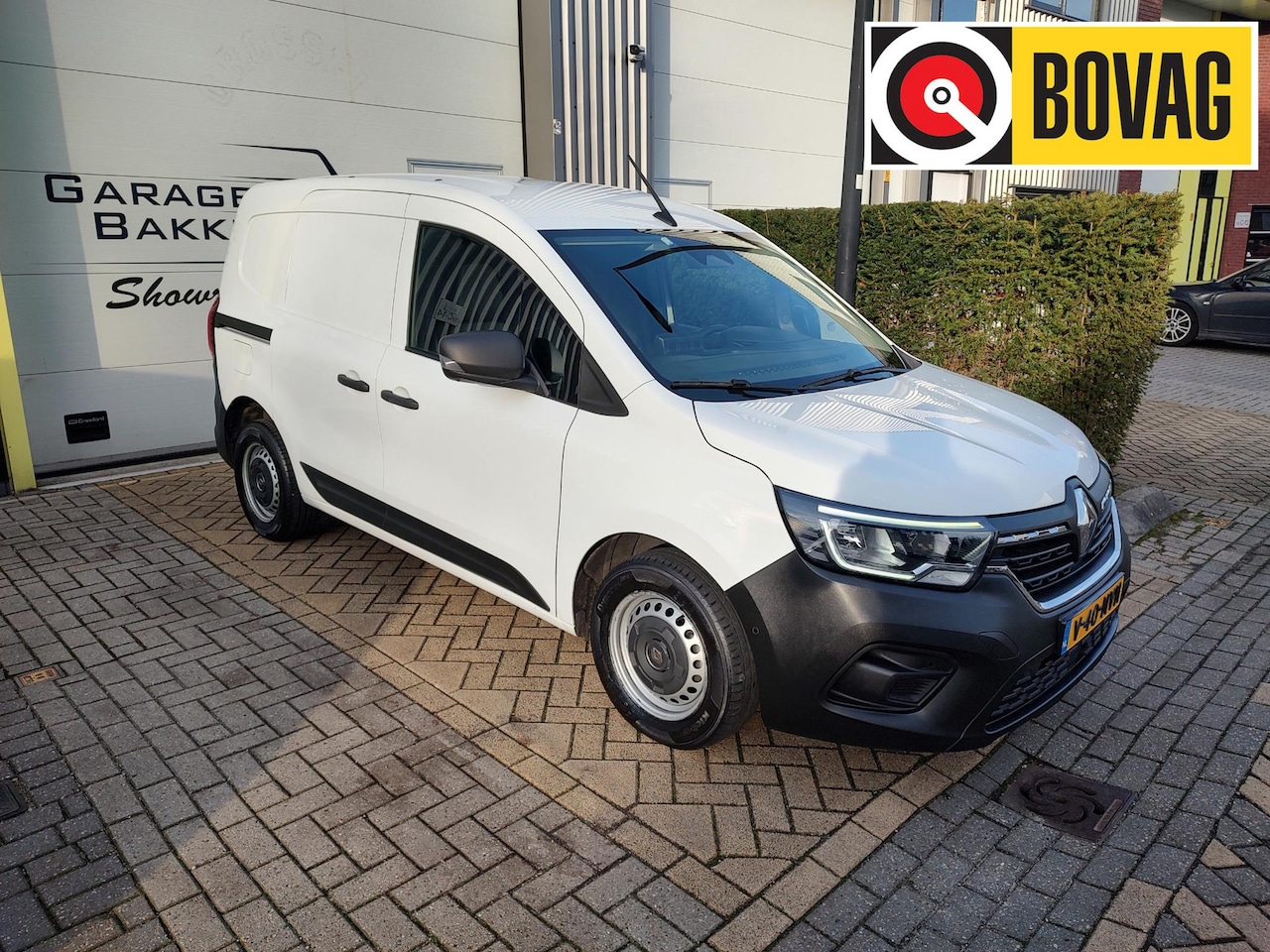 Renault Kangoo - 1.3 TCe 100 Comfort L1 Navigatie Carplay Lane-Assist Camera Nette Auto - AutoWereld.nl