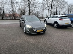 Ford Focus Wagon - 1.0 EcoBoost Hybrid Titanium X Business TREKHAAK CAMERA CLIMA NAVI