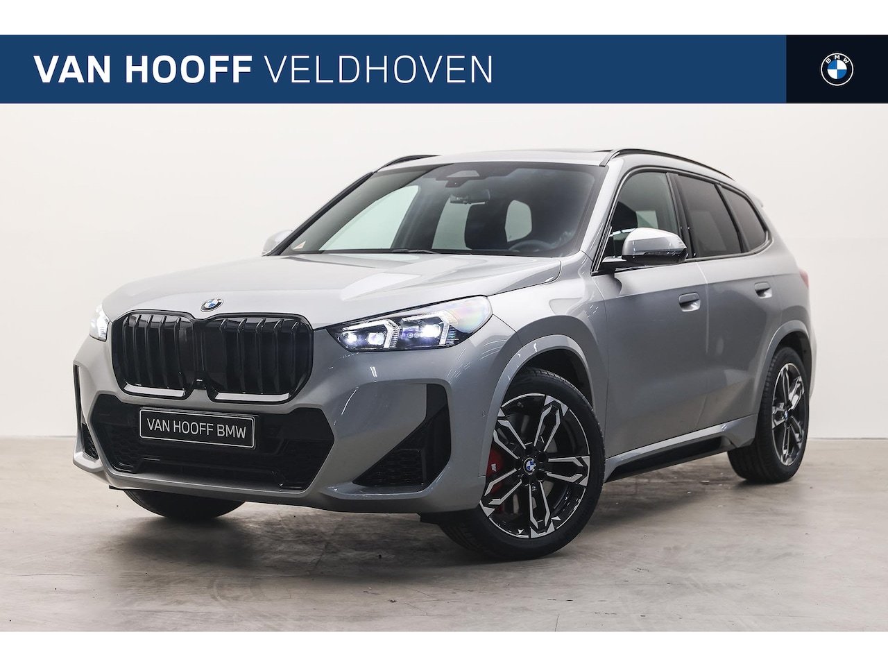 BMW X1 - xDrive23i High Executive M Sport Automaat / Trekhaak / Adaptieve LED / Sportstoelen / Head - AutoWereld.nl