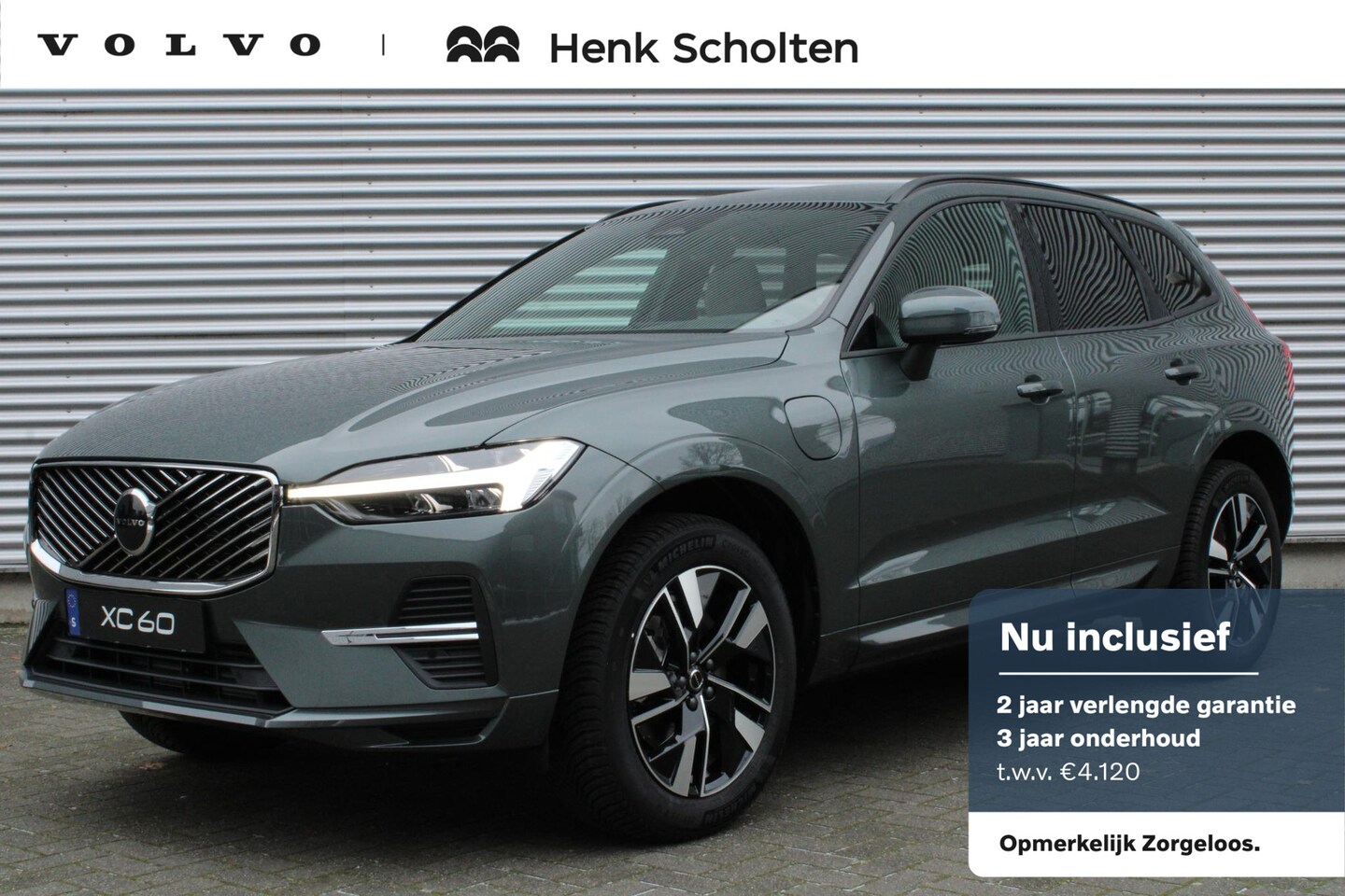 Volvo XC60 - 2.0 T6 Plug-in hybrid AWD Essential | 19" 5-Dubbel Spaaks Glossy Black / Diamond Cut Velge - AutoWereld.nl