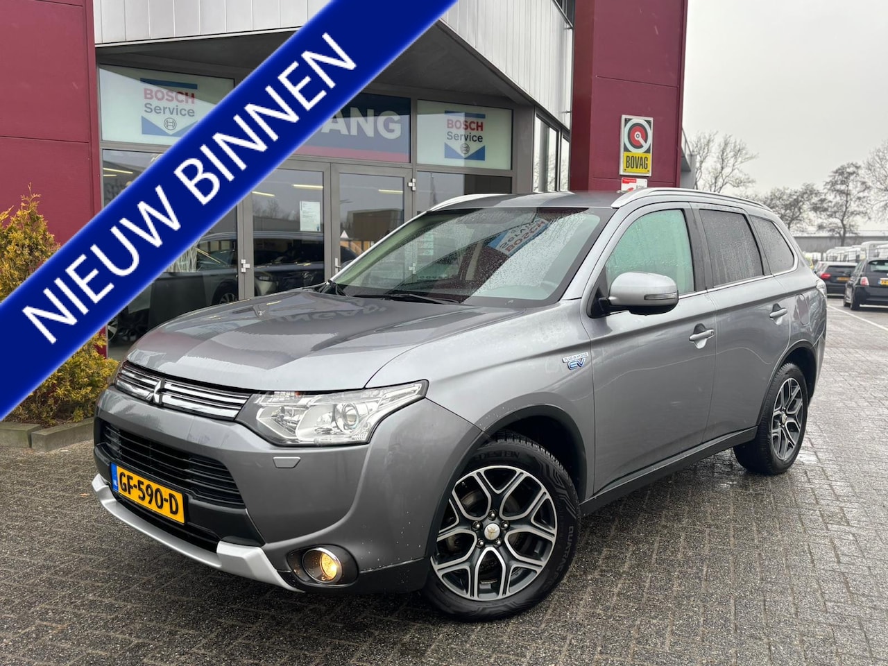 Mitsubishi Outlander - 2.0 PHEV Executive Edition X-Line 2.0 PHEV Executive Edition X-Line - AutoWereld.nl