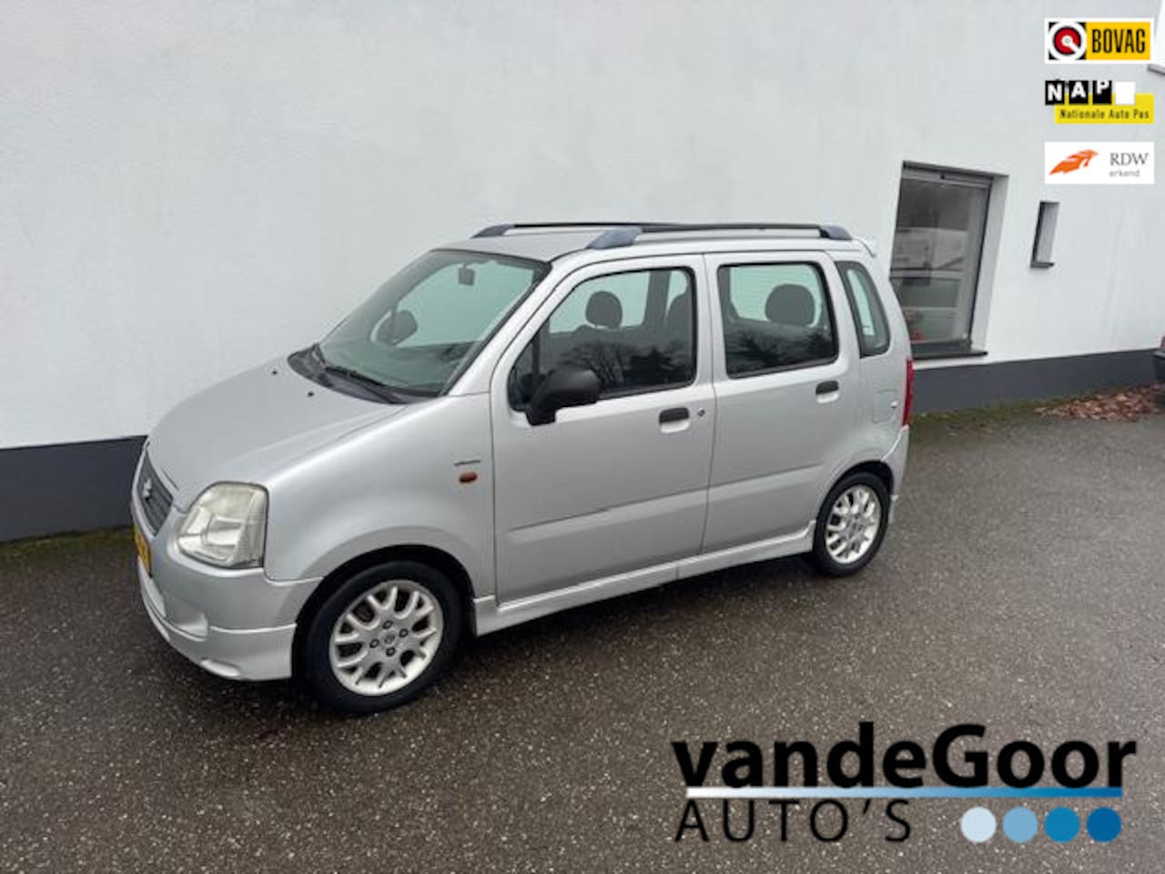 Suzuki Wagon R+ - 1.3 Special 1.3 Special, '02, 5-drs, apk 03-'27, trekhaak, inruilkoopje ! - AutoWereld.nl