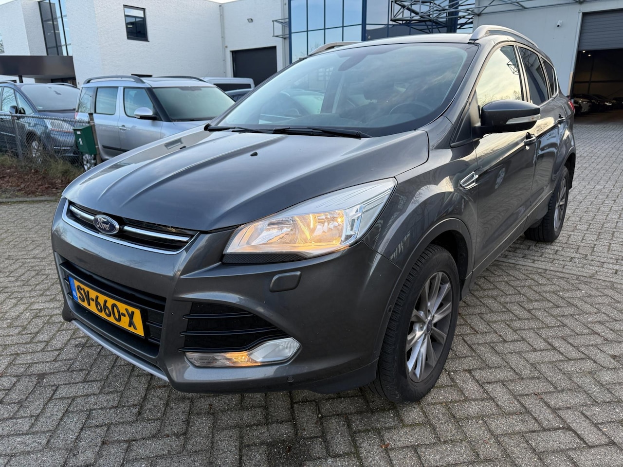 Ford Kuga - 1.5 Titanium Plus Bj 2015 Exportprijs EX BPM!!! Engine no good!! - AutoWereld.nl